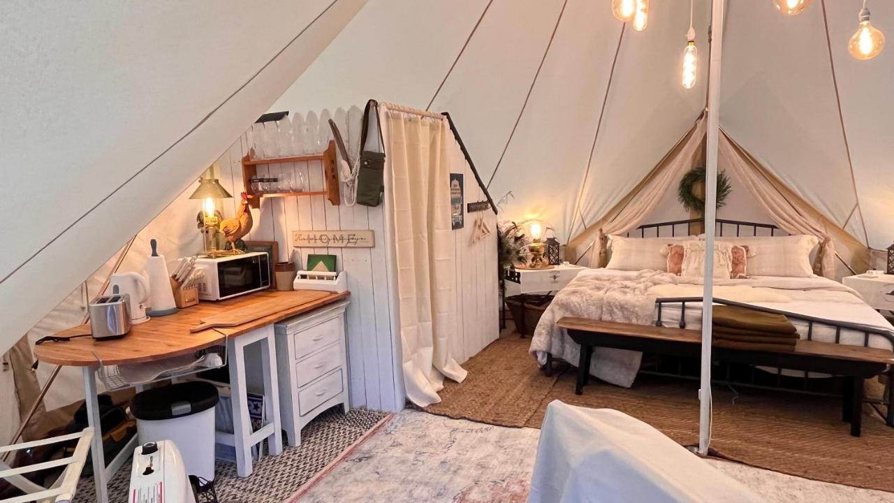 Shenandoah Valley Glamping - Amazing Views - Farm Edinburg Exterior photo