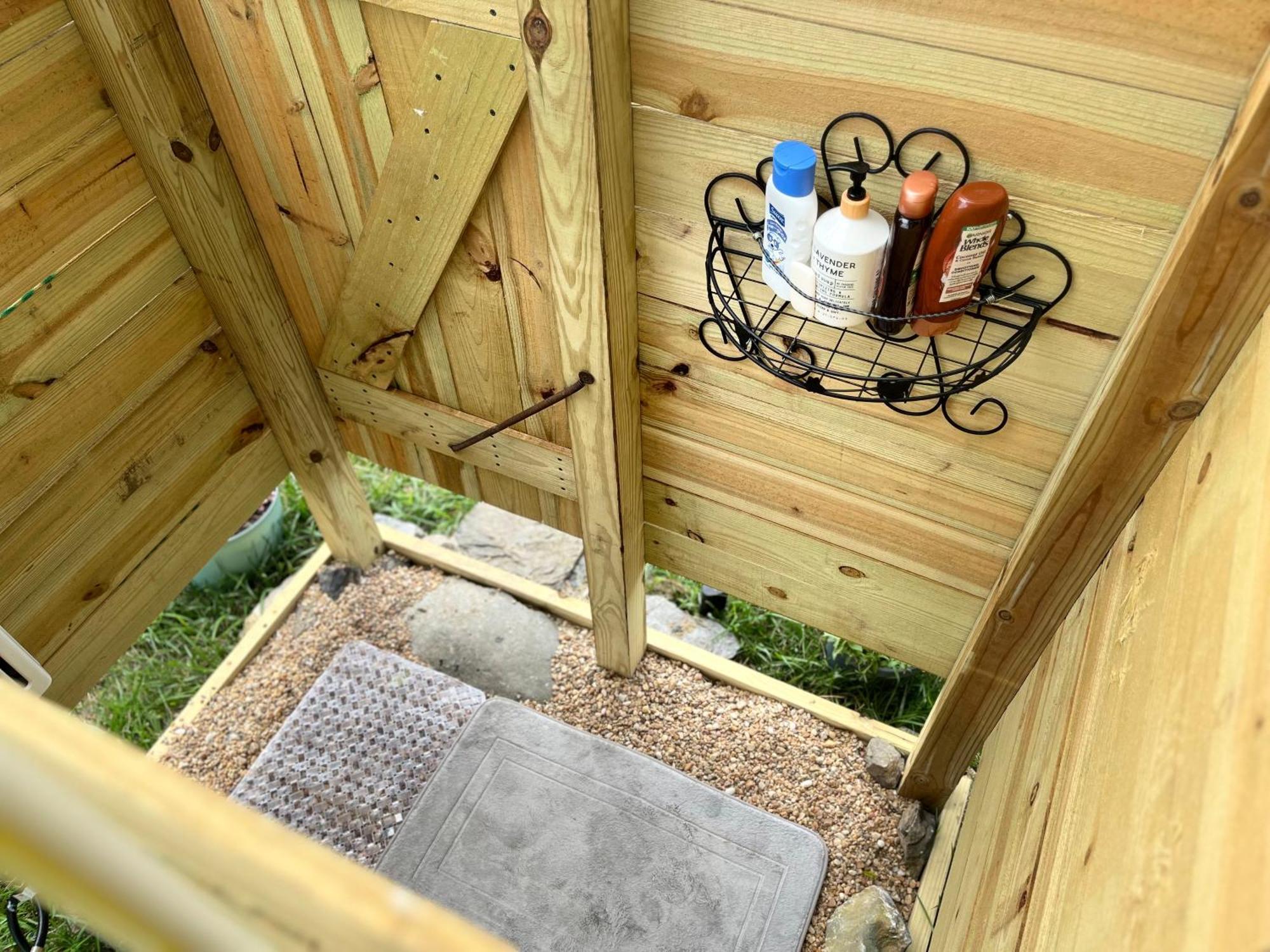 Shenandoah Valley Glamping - Amazing Views - Farm Edinburg Exterior photo